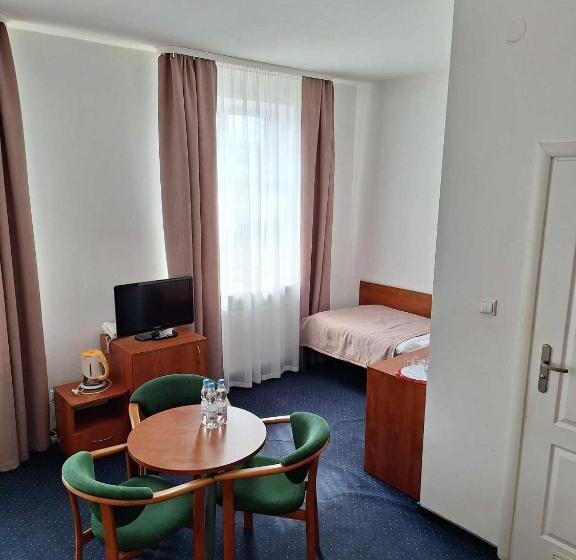 Economy Triple Room, Nat Krynica Zdrój