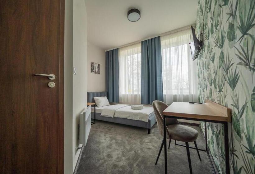 اتاق استاندارد یک نفره, Kelman Inn Global Nowa Sól