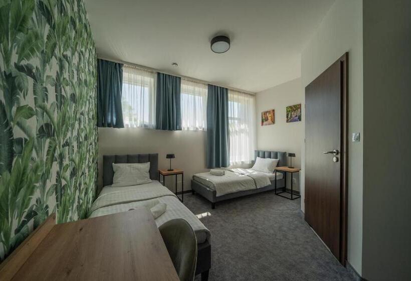 اتاق استاندارد, Kelman Inn Global Nowa Sól