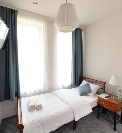 エコノミーシングルルーム, Kelman Inn Global Nowa Sól