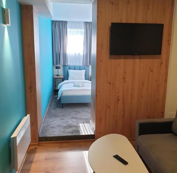 اتاق سوپریور خانوادگی, Kelman Inn Global Nowa Sól