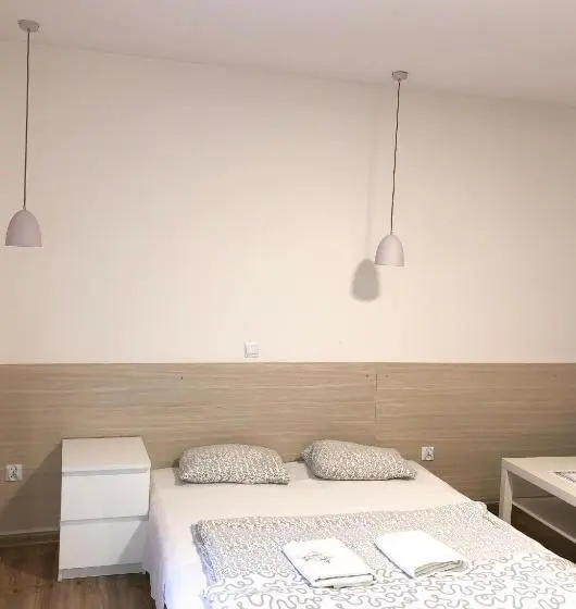 Standard Yhden Hengen Huone, Gościniec Paradise