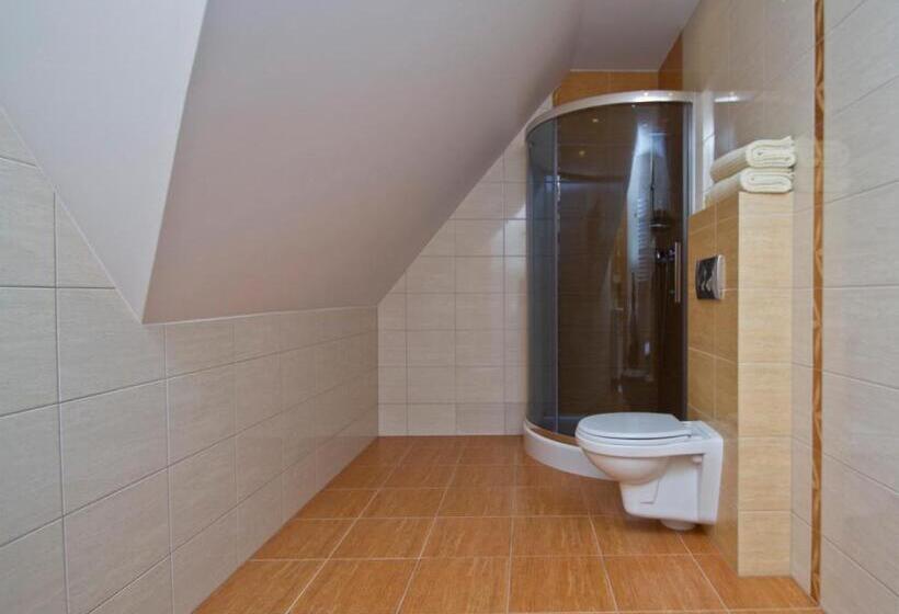 اتاق استاندارد, Willa Bystra