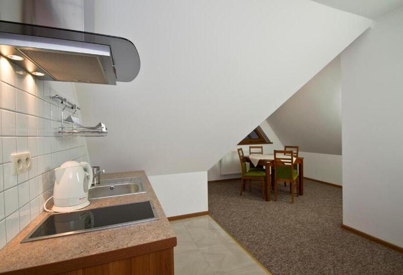 آپارتمان 1 خوابه, Willa Bystra