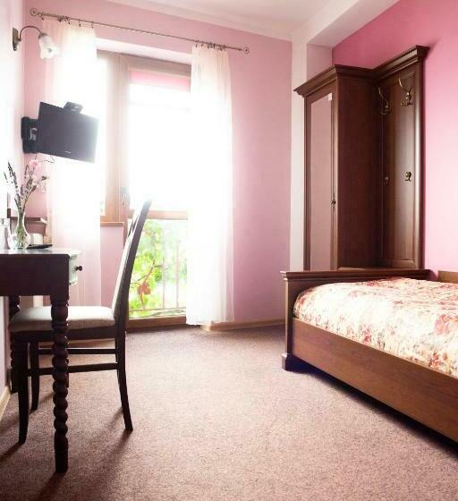 اتاق استاندارد یک نفره با چشمانداز رودخانه, Pensjonat Winnica