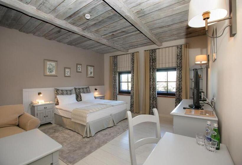 חדר משפחתי, Siedlisko Morena