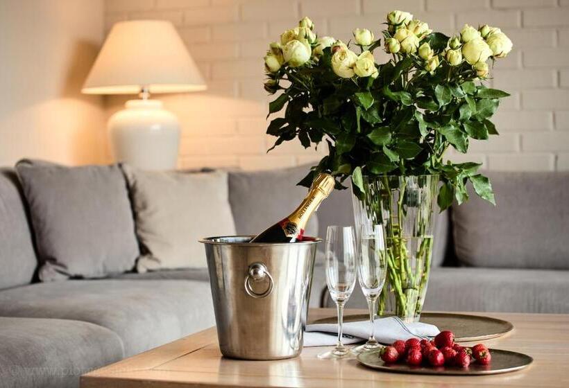 דירת חדר דלוקס, Siedlisko Morena