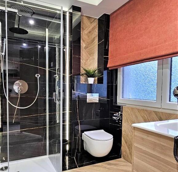 Студио Стандарт с Балконом, Vip Apartamenty Chałubińskiego Apart