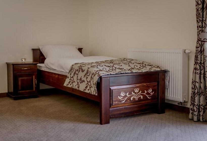 اتاق استاندارد یک نفره, Willa Skałka