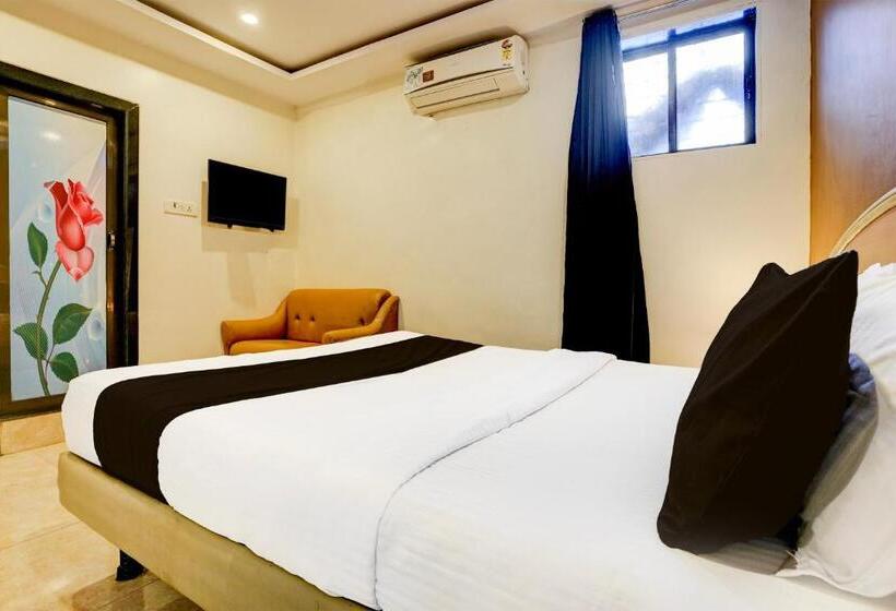 스탠다드 룸 킹사이즈 침대, Fabhotel Grand Villa