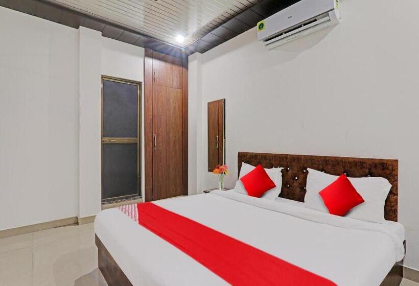 三人经典房间, O R V Palce