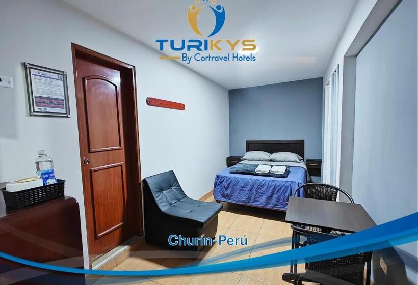 اتاق لوکس, Turikys Churin