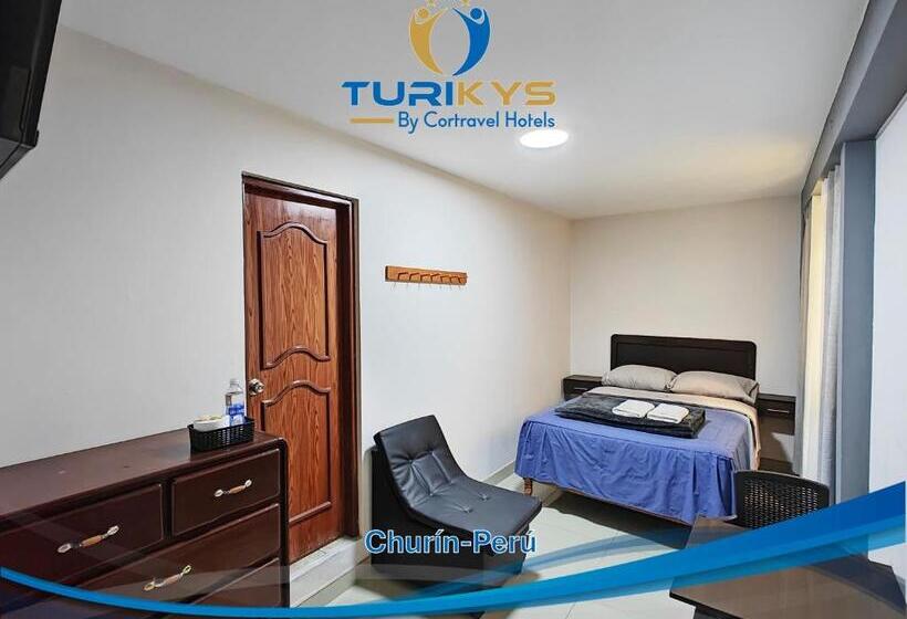 اتاق لوکس, Turikys Churin
