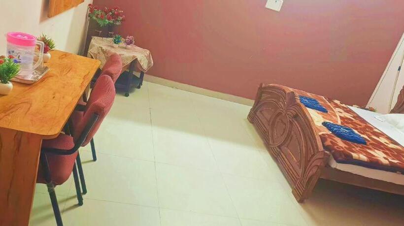 带大床的豪华间, City Palace