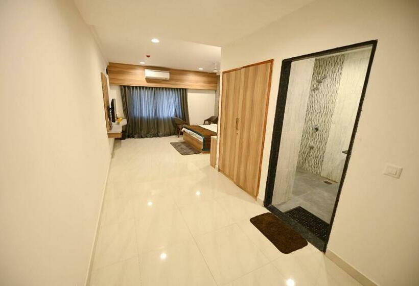 Номер Deluxe, Fortune Statue Of Unity, Ekta Nagar   Member Itc S Hotel Group
