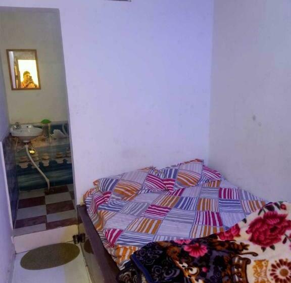 Трехместный Номер Классика, Oyo 80726c Thakur Residency