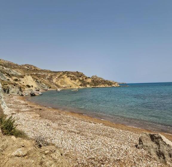 Standard Tent, Tendu  Punta Bianca Glamping Camp