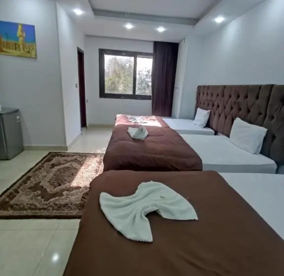 اتاق لوکس سه تخته, Dream Pyramids View