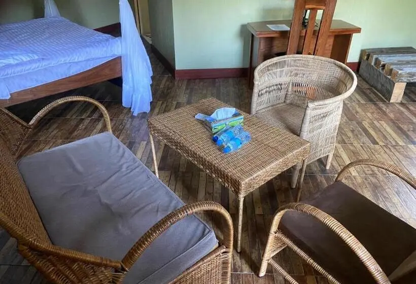 اتاق استاندارد, Mwi Village House