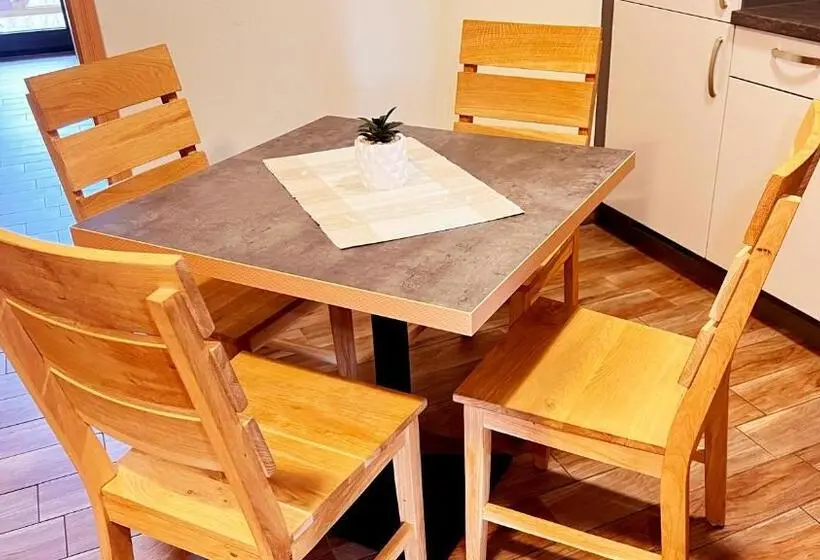 バルコニー付2ベッドルームアパートメント, Fewo Zimmer Auszeit