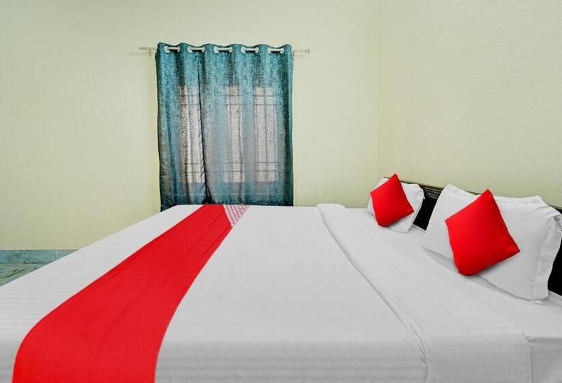 חדר קלאסי לשלושה, Flagship Buddha Villa