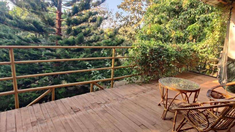 غرفة ديلوكس, Amrutes  Nisarga Sahavas