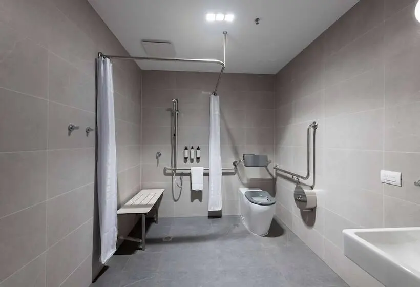 Deluxe-huone Soveltuu Liikuntarajoitteisille, Tryp By Wyndham Pulteney Street Adelaide