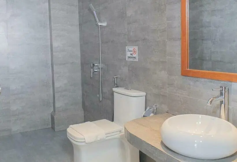 اتاق خانوادگی با چشم‌انداز دریا, Heron Beach Hotel   The Best Maldivian Getaway In Dhiffushi,maldives
