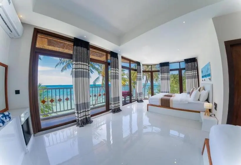 اتاق خانوادگی با چشم‌انداز دریا, Heron Beach Hotel   The Best Maldivian Getaway In Dhiffushi,maldives