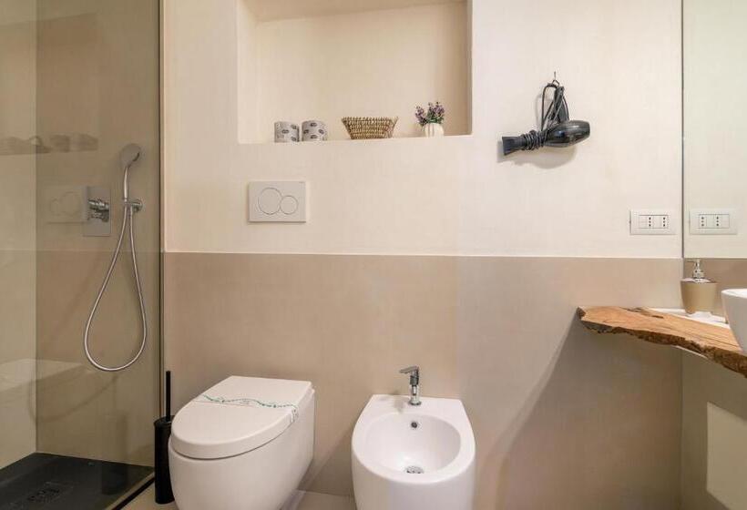 Quarto Estandar Cama King, Your Houses 2