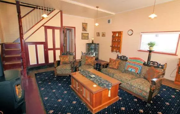 １ベッドルームハウス, Westbury Gingerbread Cottages