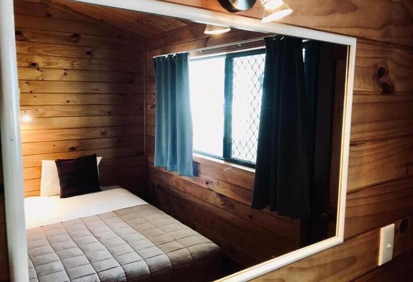 침실 1개 아파트, Bounty Motel