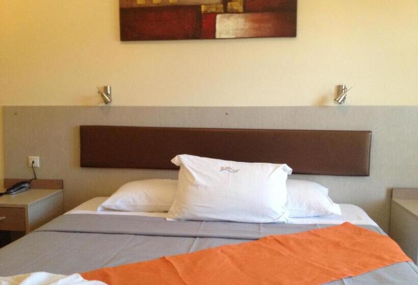 带海景的标准房, Avra