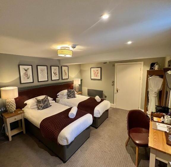 اتاق لوکس, Mytton And Mermaid   Brunning And Price