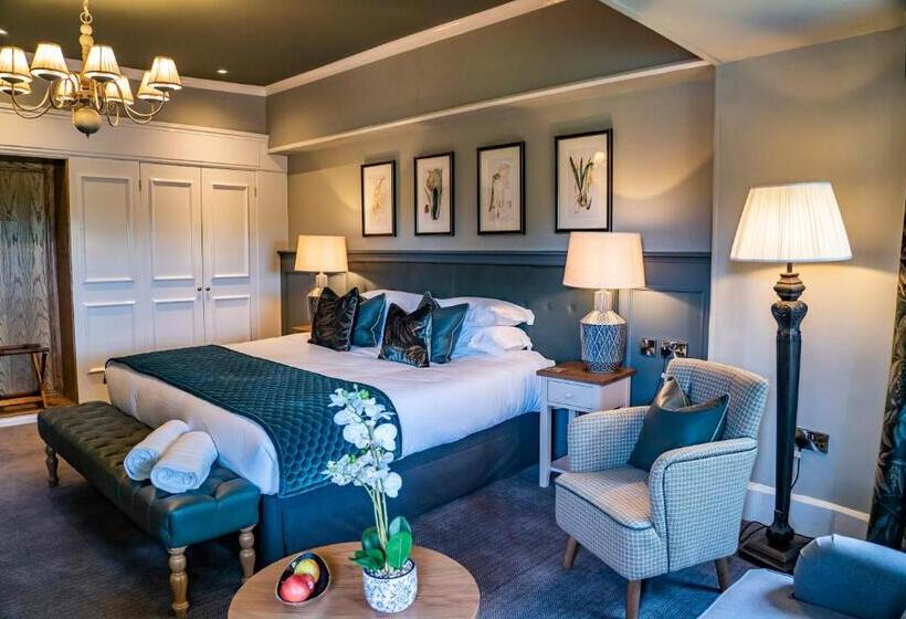 سوئیت جونیور خانوادگی, Mytton And Mermaid   Brunning And Price