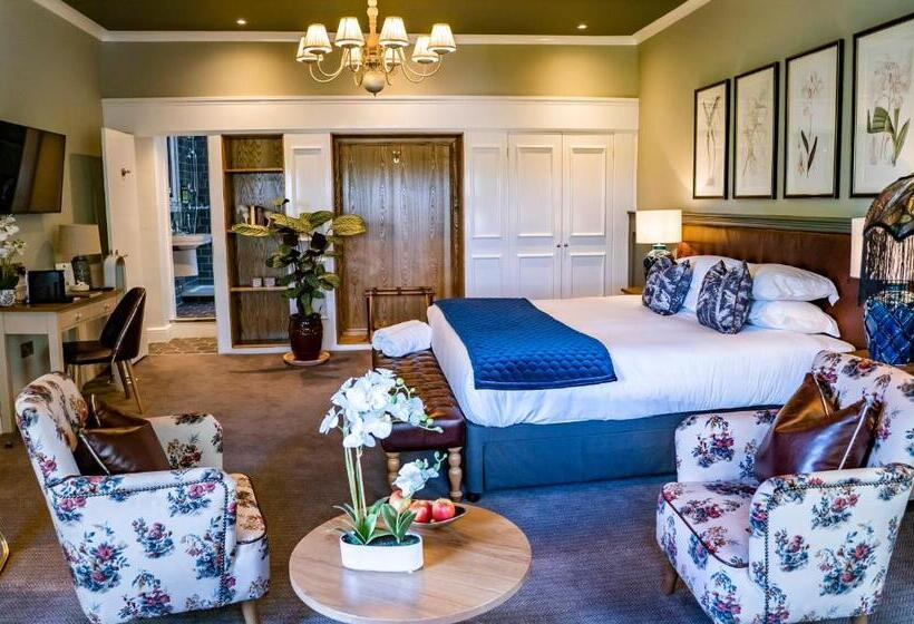 سوئیت جونیور خانوادگی, Mytton And Mermaid   Brunning And Price