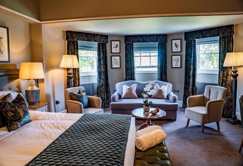 سوئیت جونیور خانوادگی, Mytton And Mermaid   Brunning And Price