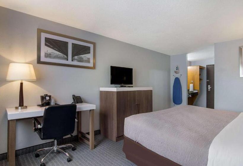 Номер Стандарт Адаптированный для Инвалидов, Quality Inn & Suites Silverdale Bangor Keyport