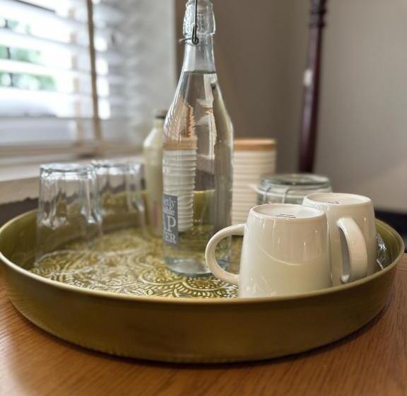 スタンダードルーム, Baskerville