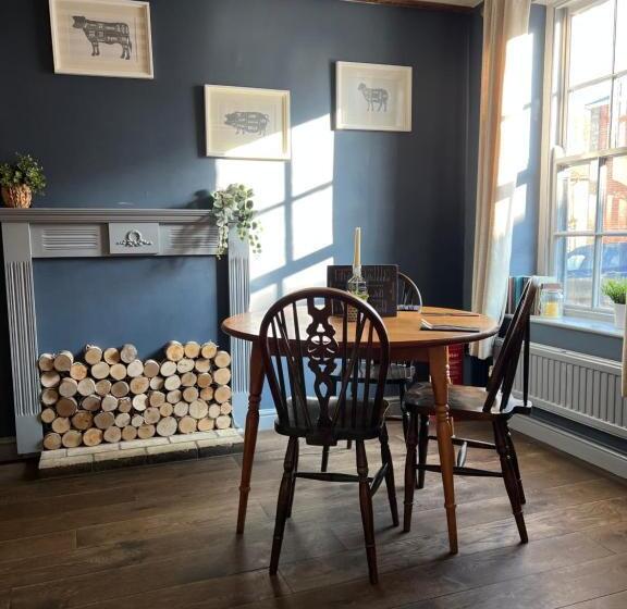 带大床的标准间, The Bell Inn, Rickinghall