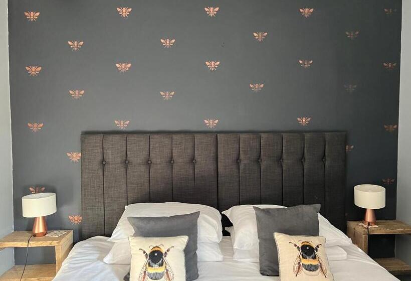 غرفة قياسية سرير كينج, The Bell Inn, Rickinghall