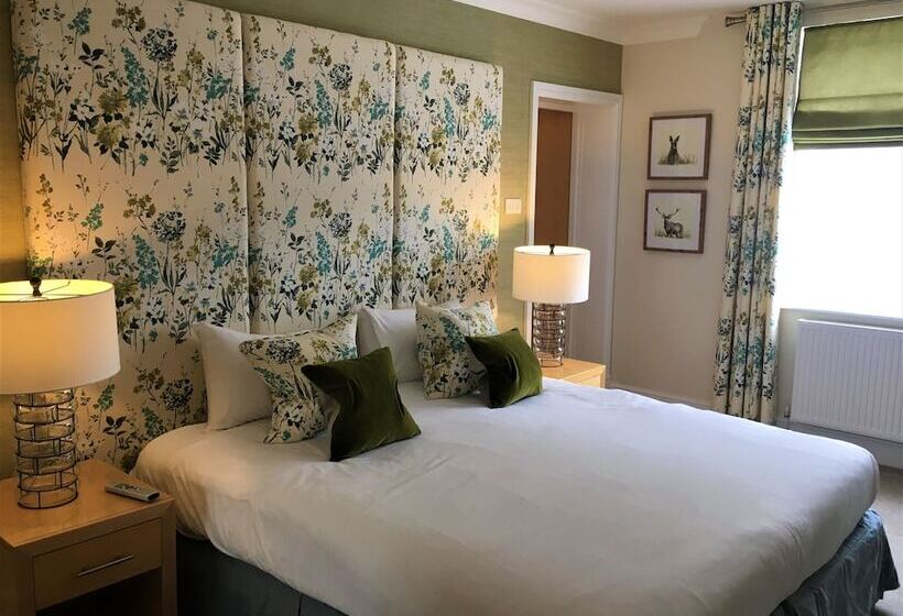 Классический Номер, The Highworth