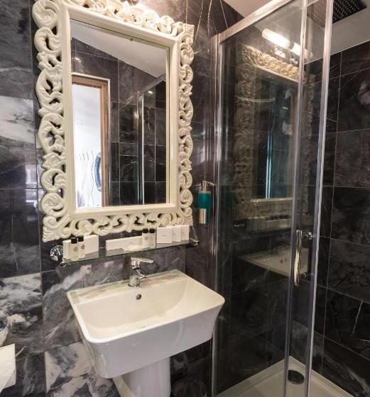 자쿠지 스위트, Who D A Thought It