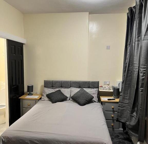 スタンダードルーム, Windmill Guest House