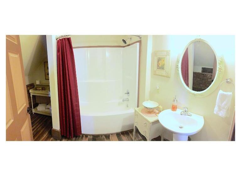 4인용 스탠다드 룸, Main Street Bed & Breakfast Established In 1810