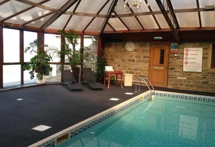 스탠다드 룸, Leeming Wells