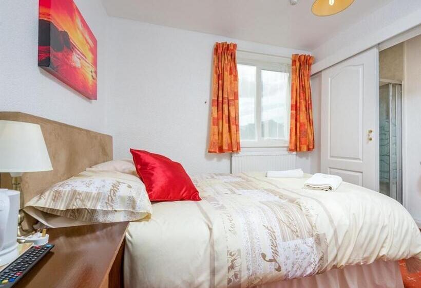 غرفة قياسية, Holmeleigh