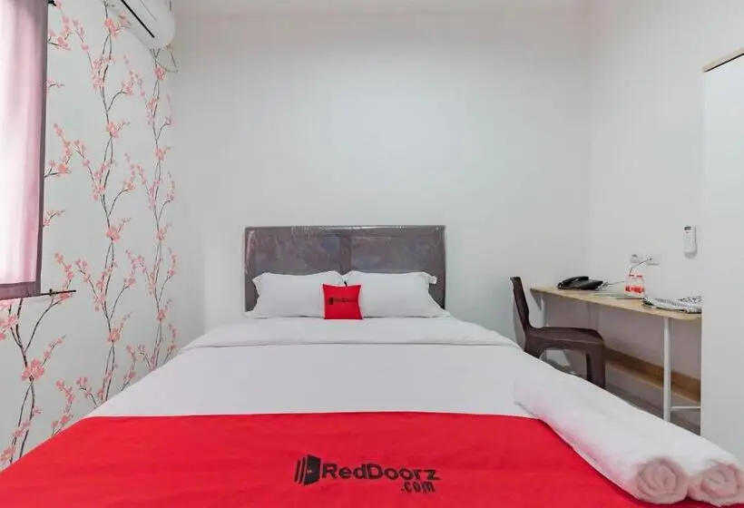 エコノミールーム, Reddoorz Syariah Plus Near Tugu Bubur Ayam Cianjur