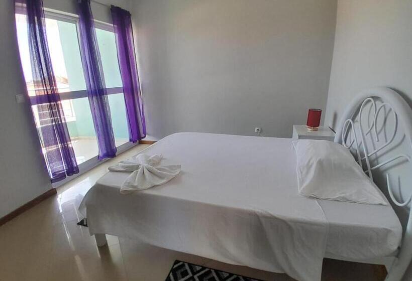 اتاق استاندارد با بالکن, Praia Guest House