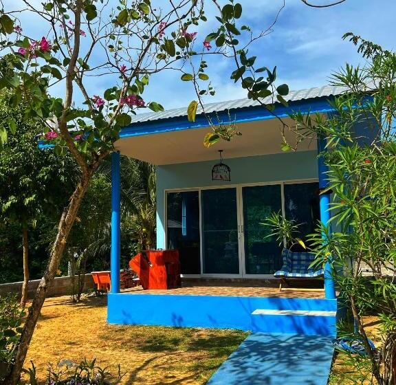 스탠다드 방갈로, Twocans Resort Kohmak   Sha